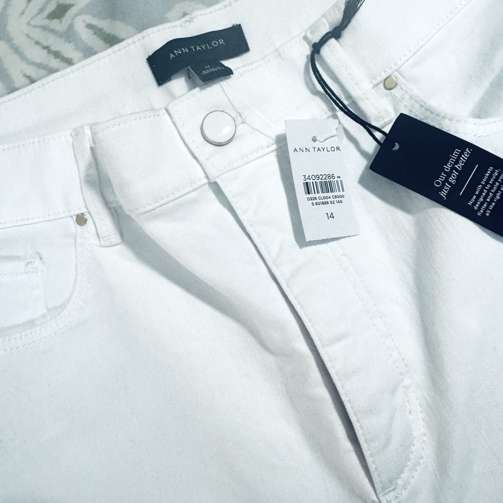 Ann Taylor White Boot Crop High Rise Denim Size 14 - Picture 3 of 7